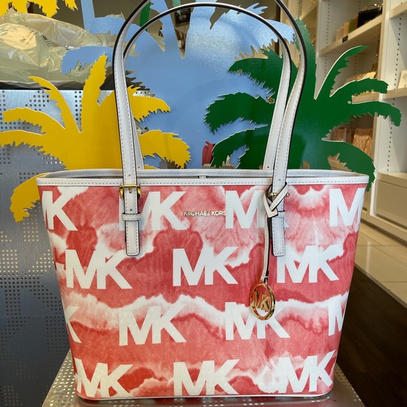 Michael Kors JST Medium Carryall Tote - Picture 9 of 10